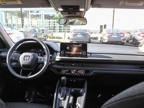 Used 2023 Honda Accord LX image 16