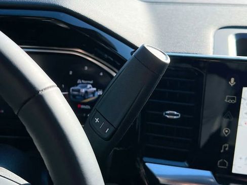 Used 2026 GMC Sierra 2500 SLE w/ SLE Value Package; image 23