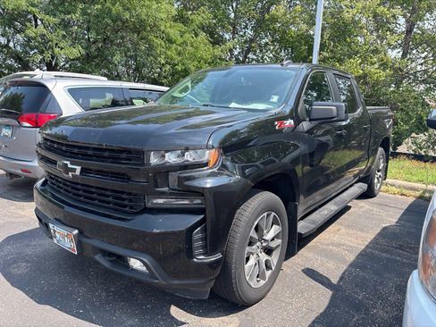 Used 2019 Chevrolet Silverado 1500 RST w/ True North Edition AWD/4WD image 1