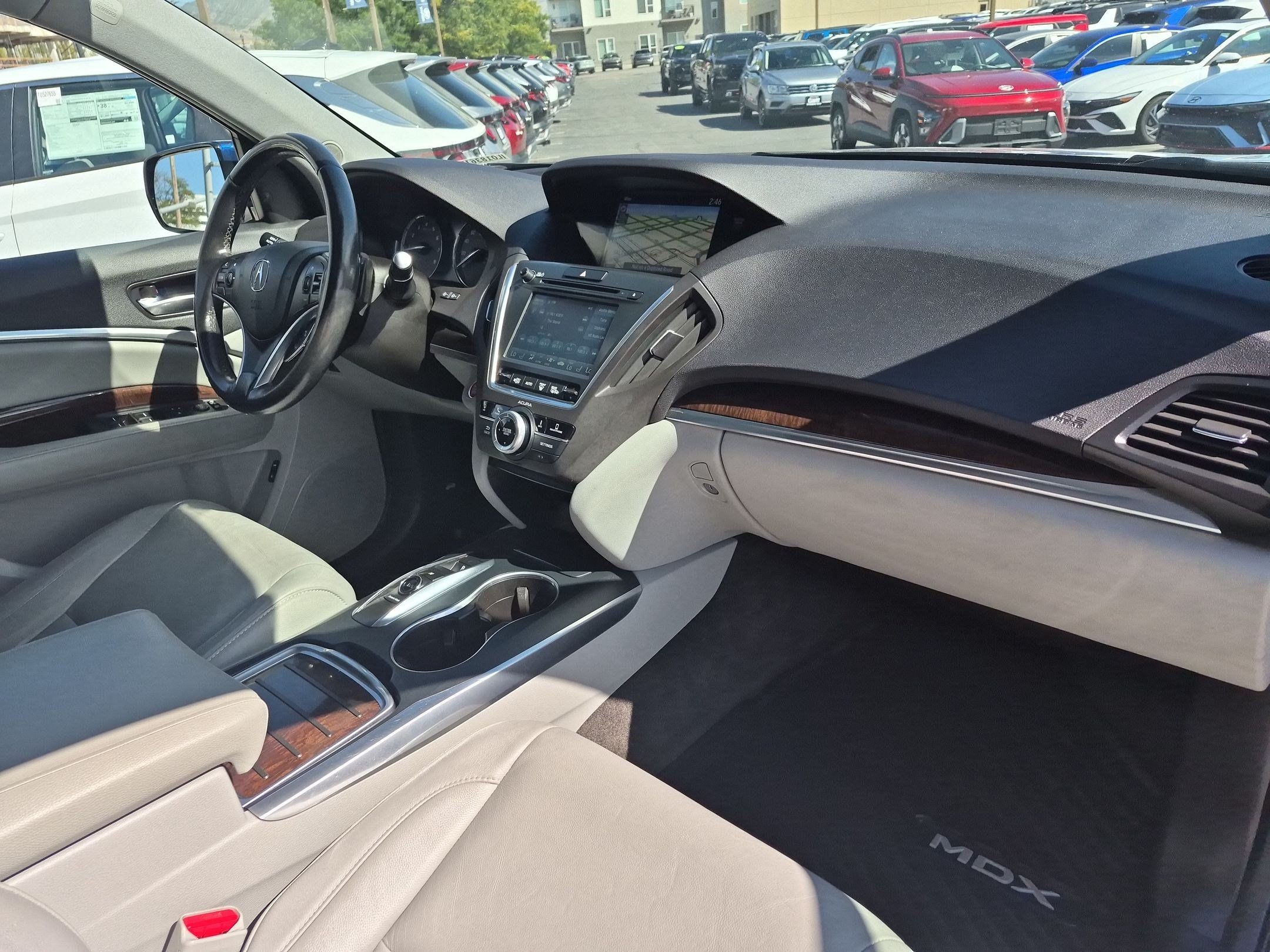 Used 2018 Acura MDX w/ Technology Package AWD/4WD image 32
