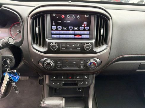 Used 2016 GMC Canyon SLE w/ All Terrain Package image 32