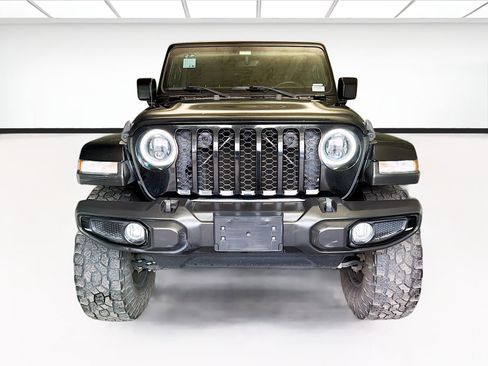 Used 2021 Jeep Gladiator Sport AWD/4WD image 2