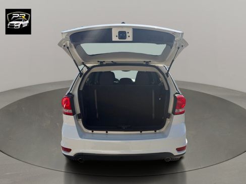 Used 2015 Dodge Journey SXT w/ Flexible Seating Group FWD image 13