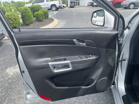Used 2014 Chevrolet Captiva Sport LT w/ Convenience Package FWD image 21