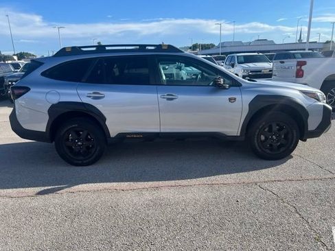 Used 2024 Subaru Outback Wilderness AWD/4WD image 5