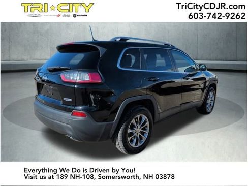 Used 2019 Jeep Cherokee Latitude Plus w/ Comfort/Convenience Group image 5