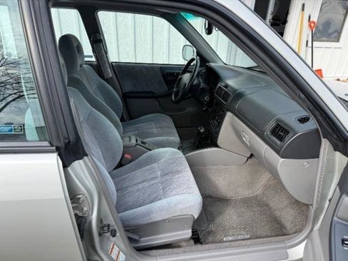 Used 2001 Subaru Forester S image 10
