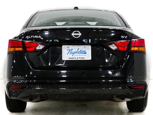 Used 2023 Nissan Altima 2.5 SV image 7