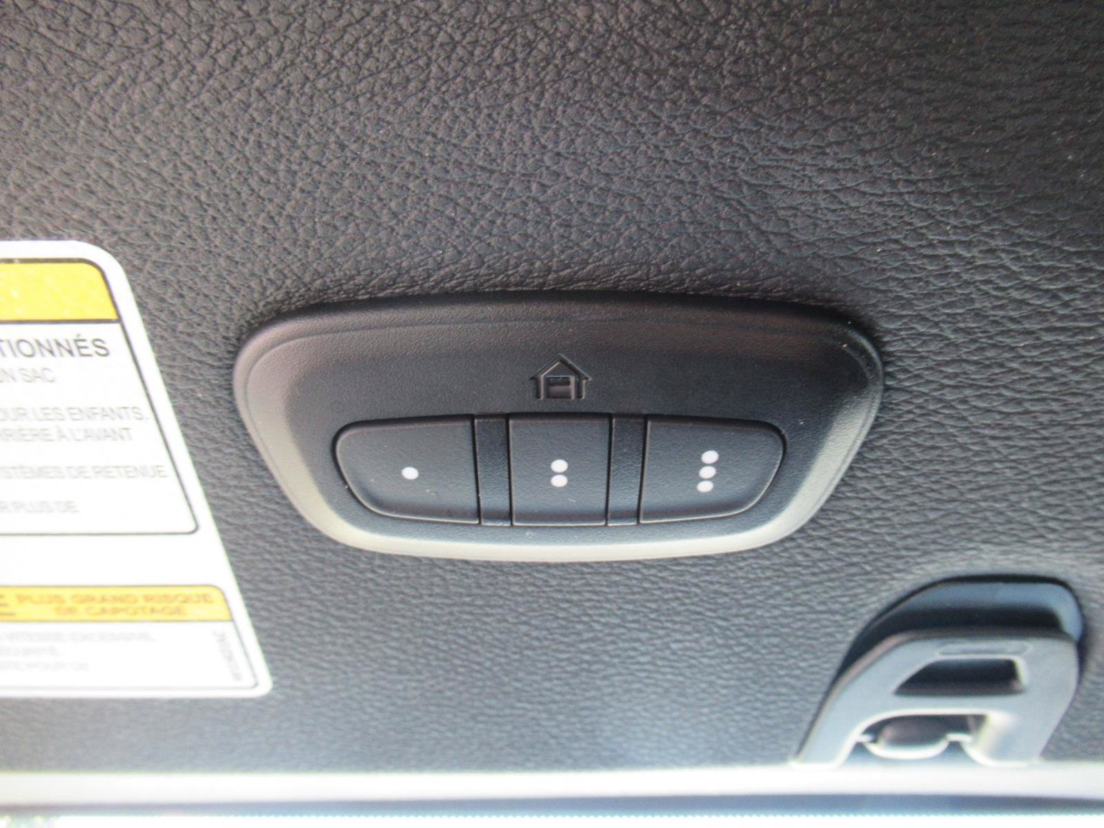 Certified 2023 Jeep Wrangler Unlimited Sahara AWD/4WD image 29