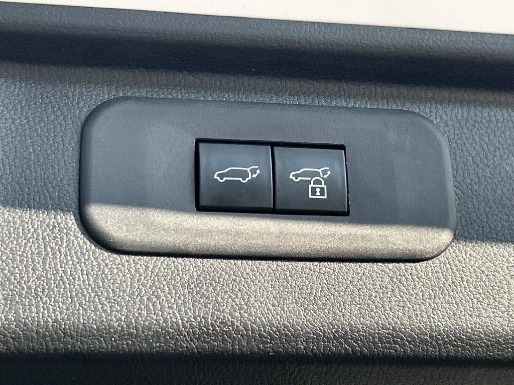 Used 2026 Toyota Grand Highlander XLE FWD image 17