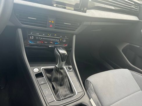 New 2026 Volkswagen Jetta SE FWD image 50