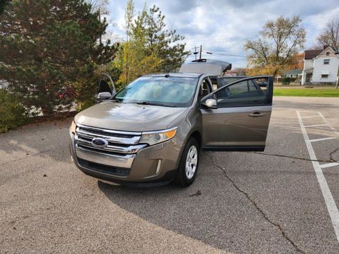 Used 2013 Ford Edge SEL image 25