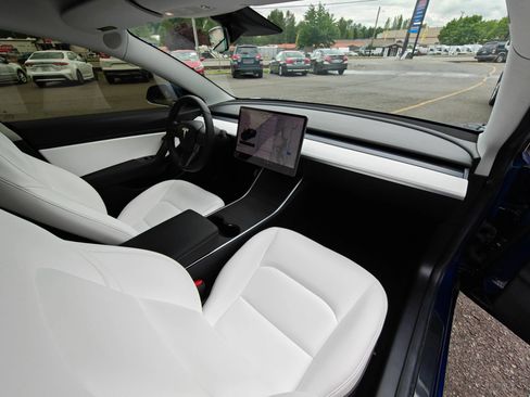 Used 2019 Tesla Model 3 Performance AWD/4WD image 24