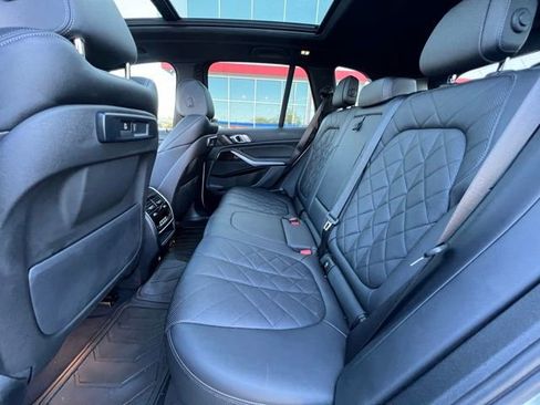 Used 2023 BMW X5 xDrive45e image 18