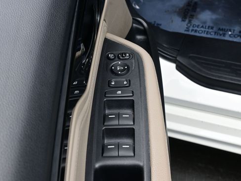 Used 2018 Honda Odyssey Elite image 10