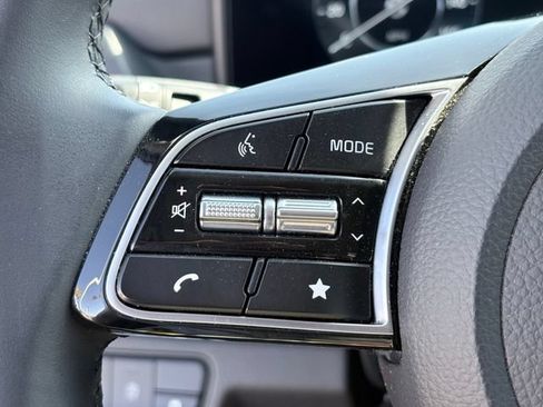 Used 2024 Kia Seltos EX FWD image 13