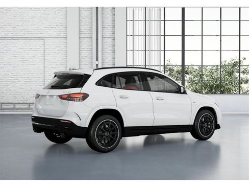 New 2025 Mercedes-Benz GLA 35 AMG 4MATIC image 20
