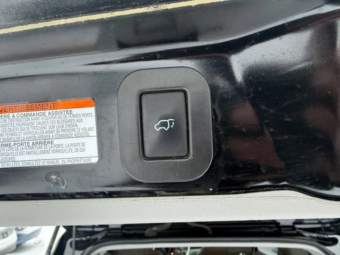 Used 2019 Toyota Sienna XLE Premium image 11