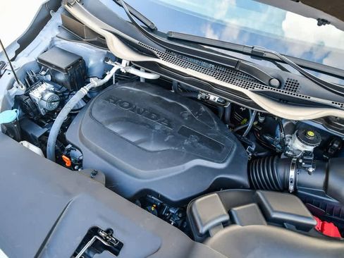 Used 2023 Honda Odyssey Touring image 32