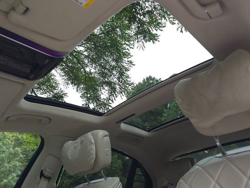 Used 2021 Mercedes-Benz S 580 4MATIC Sedan w/ AMG Line image 70