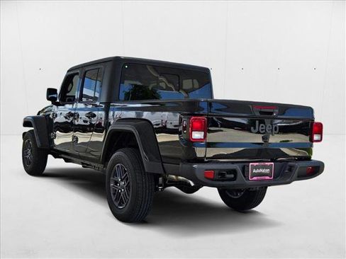 New 2025 Jeep Gladiator Sport image 9