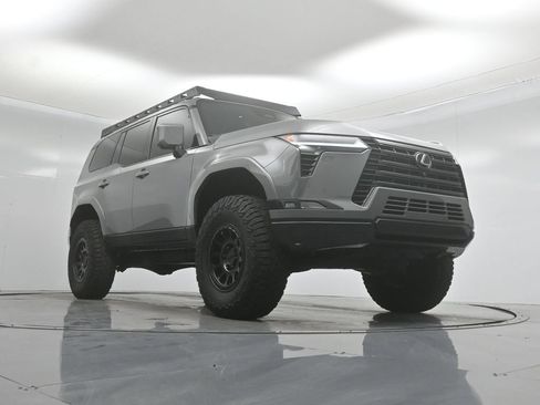 Used 2025 Lexus GX 550 AWD/4WD image 44
