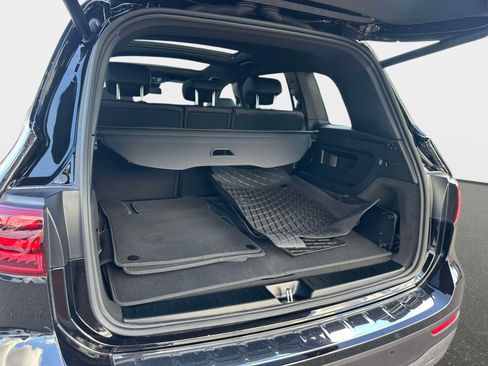 New 2026 Mercedes-Benz GLB 250 250 4MATIC SUV image 9