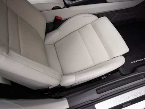 Certified 2024 Porsche 911 Carrera S w/ Premium Package image 30