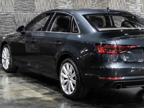 Used 2017 Audi A4 2.0T Premium image 11