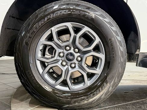 Used 2025 Ford Expedition Max Active AWD/4WD image 26