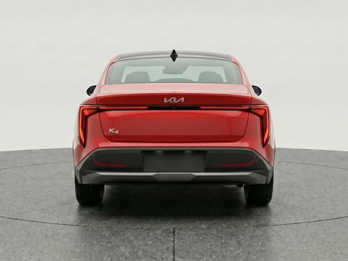 Used 2025 Kia K4 LXS image 7