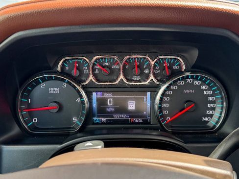 Used 2017 Chevrolet Silverado 2500 High Country w/ Duramax Plus Package image 33