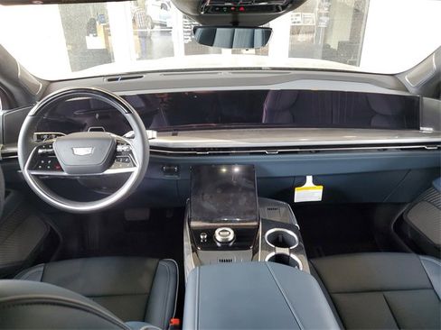 New 2025 Cadillac Escalade IQ Luxury 2 image 9