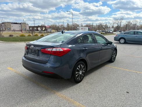 Used 2016 Kia Forte LX FWD image 5