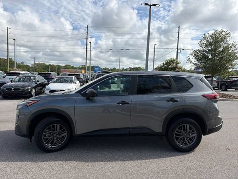 Used 2024 Nissan Rogue S FWD image 4