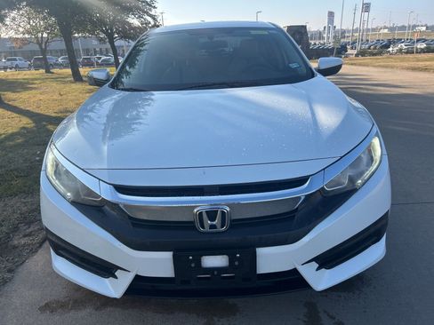 Used 2017 Honda Civic EX image 8
