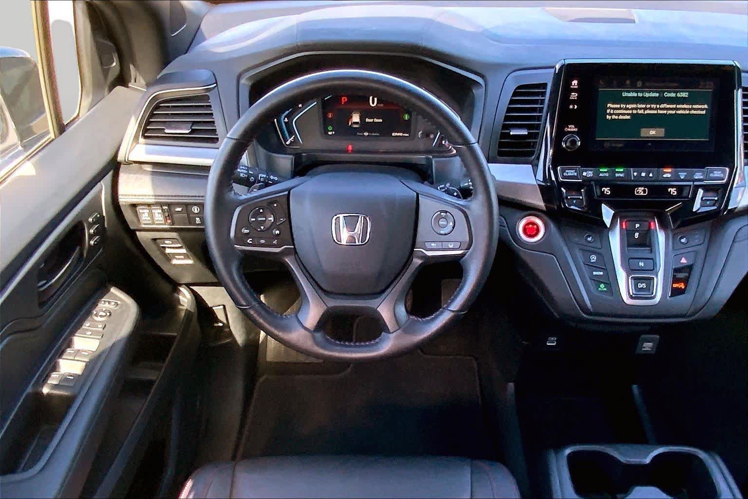 Used 2024 Honda Odyssey Sport image 6