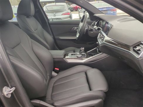 Used 2020 BMW 330i xDrive Sedan w/ Driving Assistance Package image 29