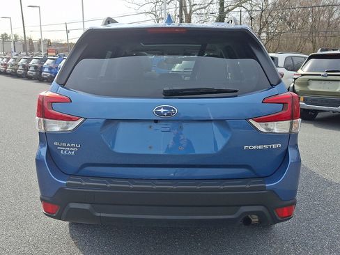 Certified 2023 Subaru Forester Premium image 5