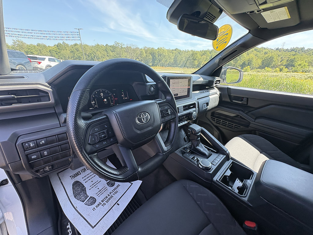 Used 2026 Toyota Tacoma SR AWD/4WD image 29
