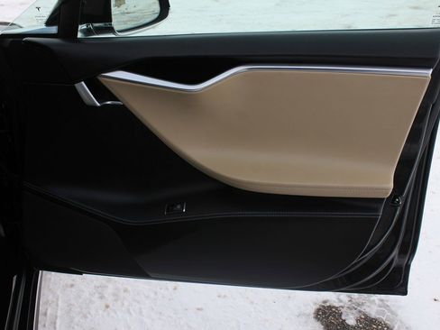 Used 2016 Tesla Model S P90D AWD/4WD image 22
