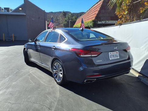 Used 2016 Hyundai Genesis 3.8 w/ Option Group 04 image 4