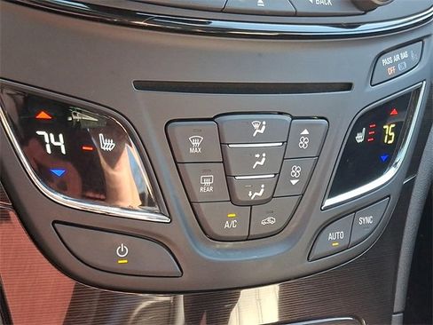 Used 2017 Buick Regal Premium w/ Driver Confidence Package #1 image 16