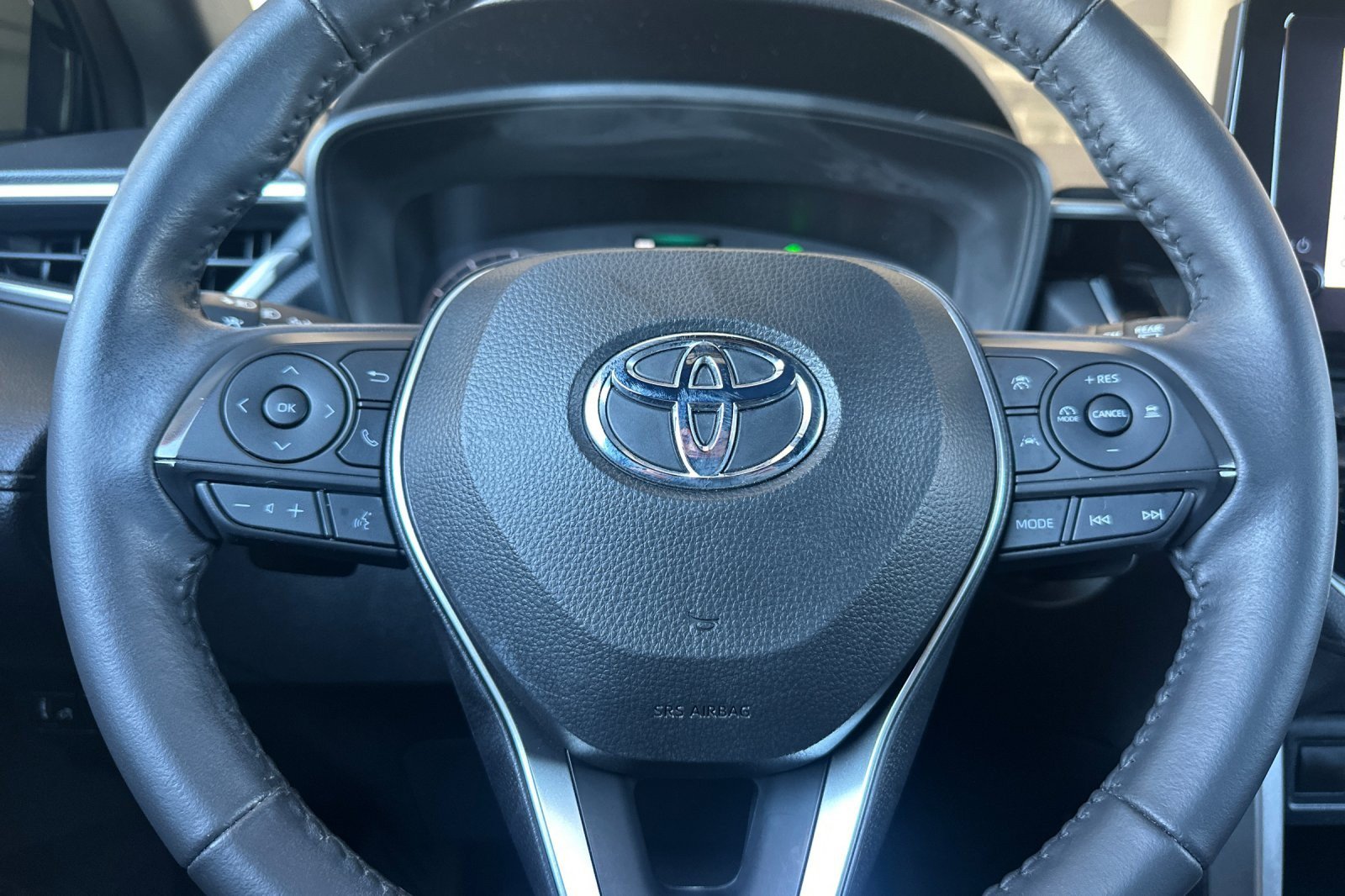 Certified 2024 Toyota Corolla Cross AWD Hybrid image 22