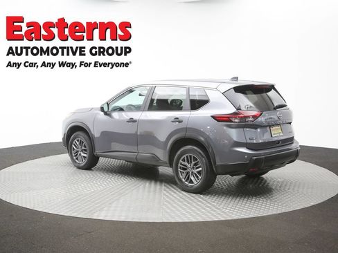 Used 2024 Nissan Rogue S AWD/4WD image 59