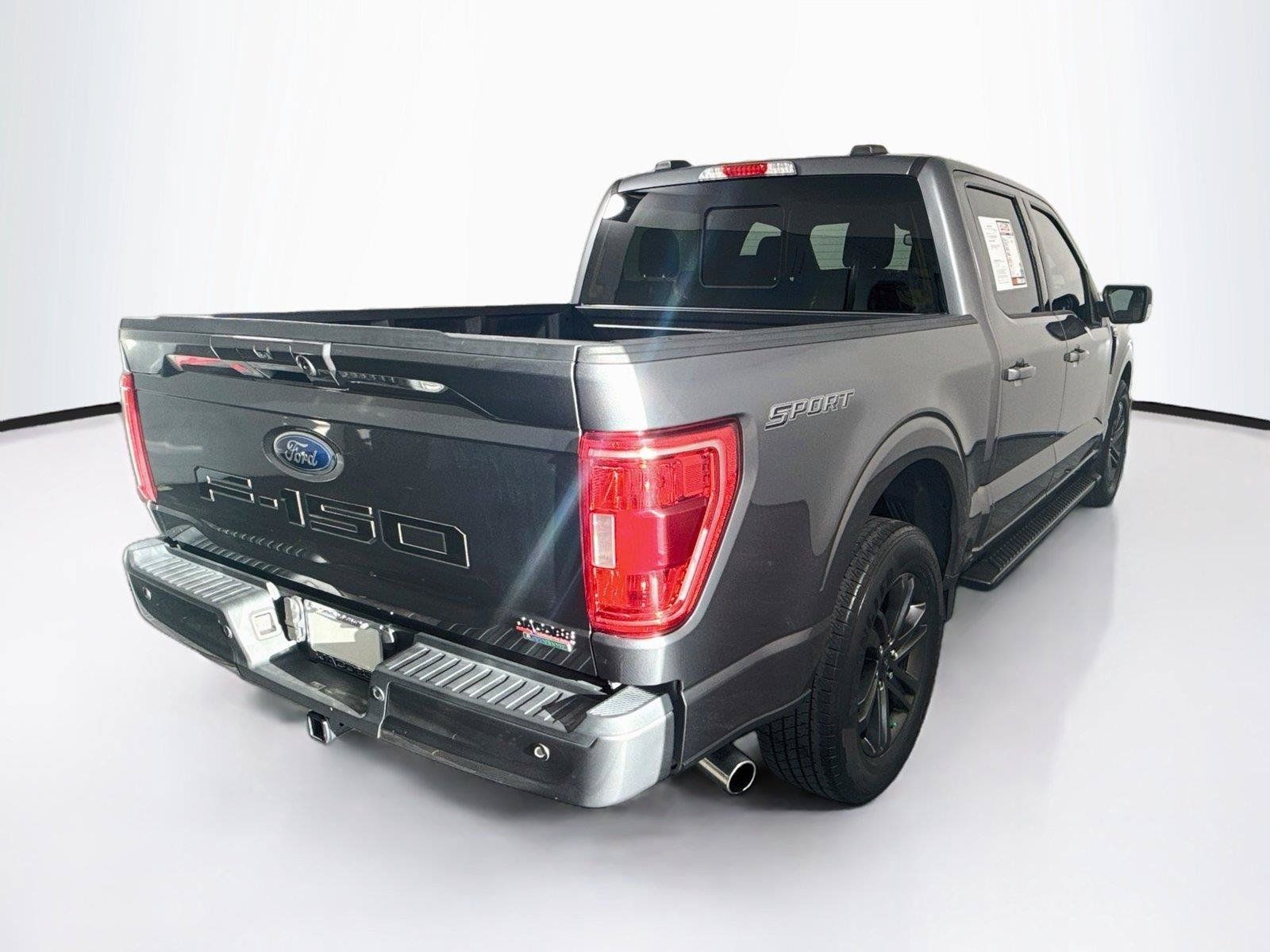 Used 2022 Ford F150 XLT w/ Equipment Group 302A High RWD image 5
