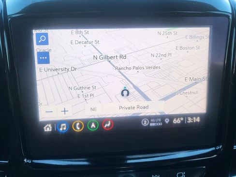 Used 2023 Chevrolet Traverse High Country image 37