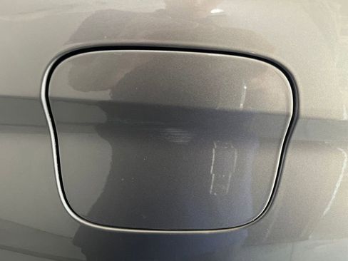 Used 2017 Lincoln MKX Reserve w/ Lincoln MKX Climate Package image 42