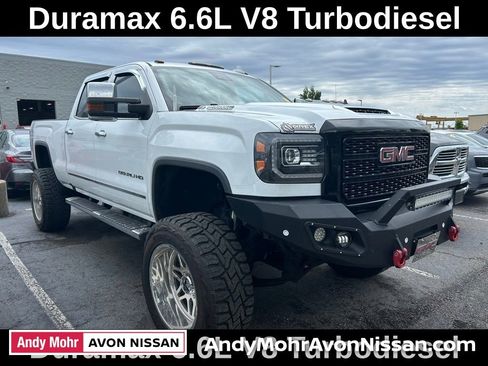 Used 2019 GMC Sierra 2500 Denali w/ Duramax Plus Package AWD/4WD image 1