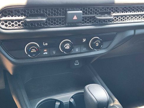 Used 2023 Honda HR-V LX image 19